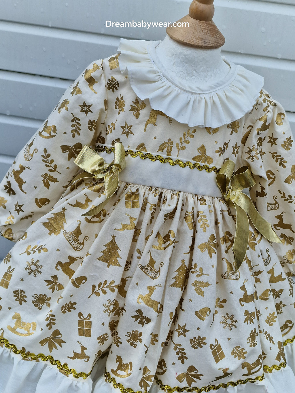 Gold cream Christmas lined Netted dress 0-8 years