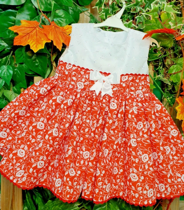 SALE 3-4 years traditional sleeveless broderie red white vintage print dress