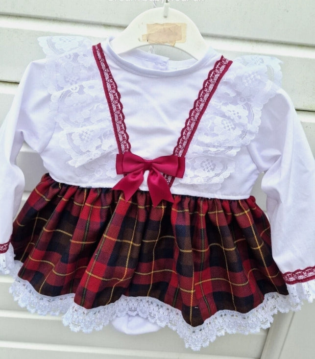 SALE 0-3 months  girls white burgundy  tartan top and knickers set