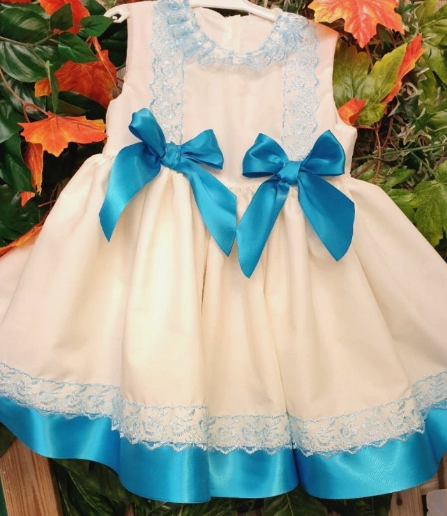 SALE 3-4 YEARS GIR IVORY TEAL BLUE TULLE FULLY SKIRT LINED DRESS