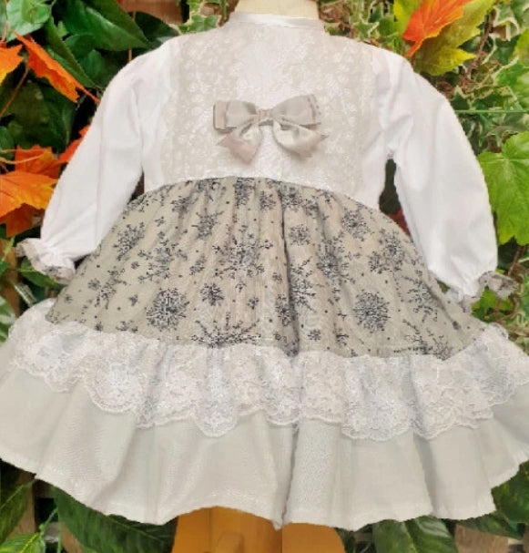 Sale 0-18 months  baby girls silver grey frilly traditional lined dress