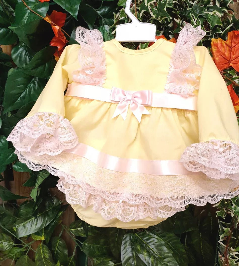 DREAM 0-5 YEARS BABY GIRLs SPANISH  TOP AND FRILLY BUM PANTS DRESS SET