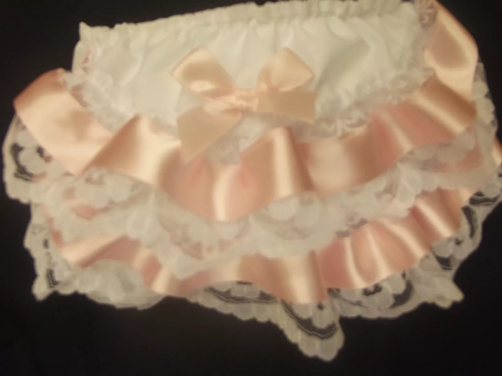 ROMANY FRILLY  KNICKERS VARIOUS COLOURS ALL SIZES  AVAILABLE