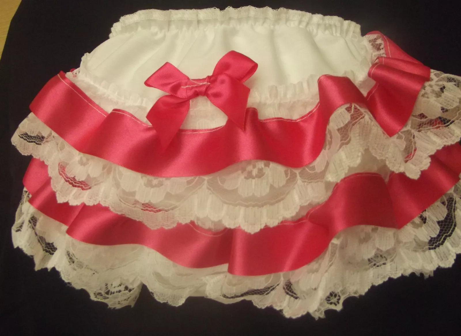 ROMANY FRILLY  KNICKERS VARIOUS COLOURS ALL SIZES  AVAILABLE