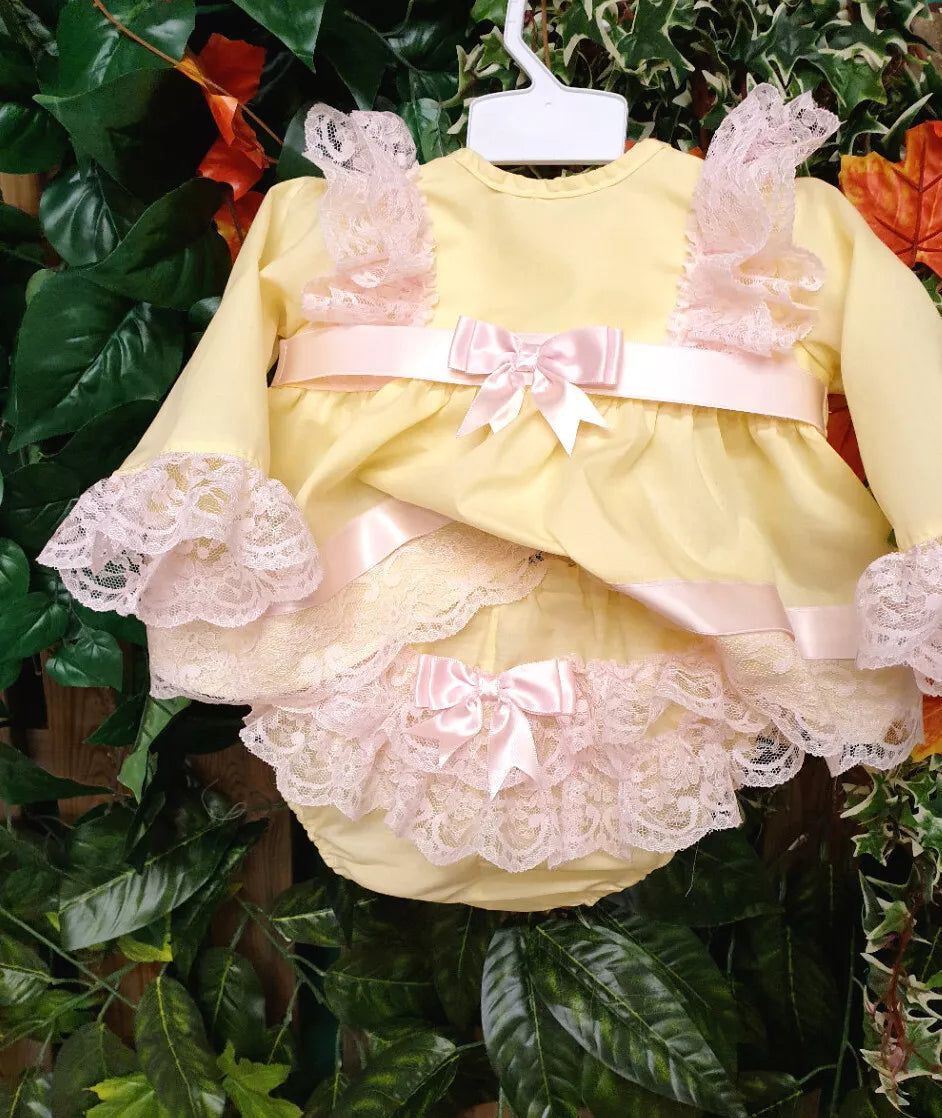 DREAM 0-5 YEARS BABY GIRLs SPANISH  TOP AND FRILLY BUM PANTS DRESS SET