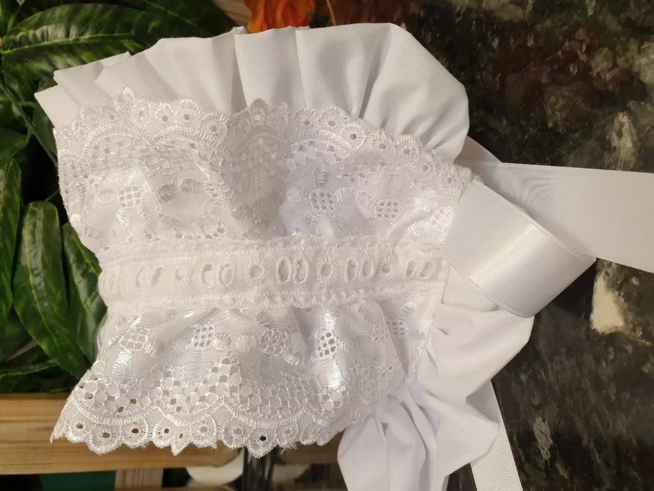 DREAM 0-3 year baby girl frilly traditional lined broderie summer lined bonnet