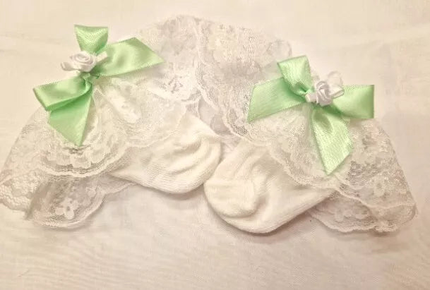 DREAM BABY GIRLS TRADITIONAL frilly SOCKS WITH BOW AND ROSEBUD DETAIL ALL SIZES