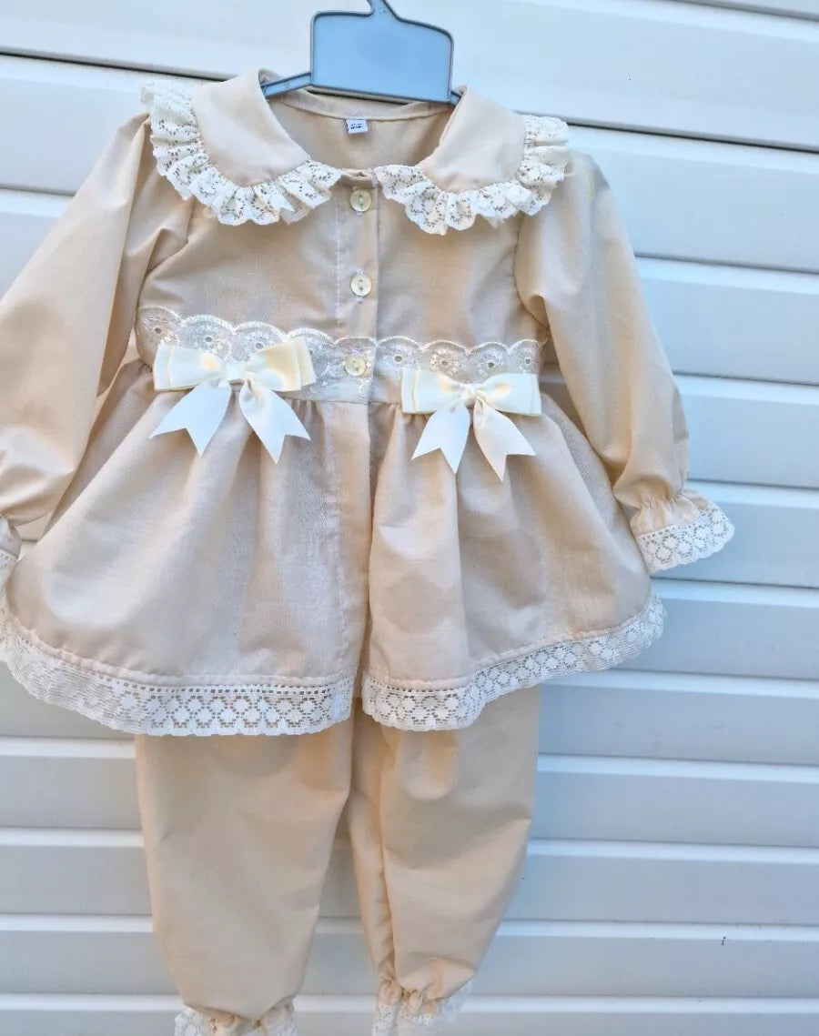 DREAM BABY GIRLS 0- 5 YEARS traditional Spanish Romany collared frilly pyjamas
