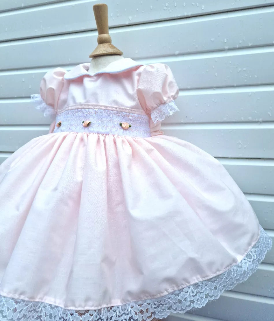 DREAM 0-8 years BABY GIRLS  traditional smocked  twirly dress various colours